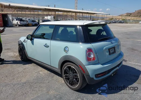 2013 Mini Hardtop Cooper S from USA, damaged, VIN WMWSV3C54DT393912